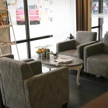 Отель Hotel Rozenburg