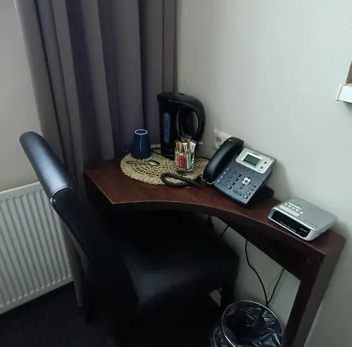 فندق Hotel Rozenburg