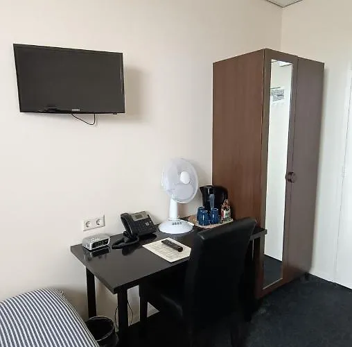 فندق Hotel Rozenburg