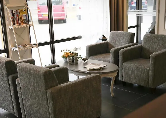 فندق Hotel Rozenburg