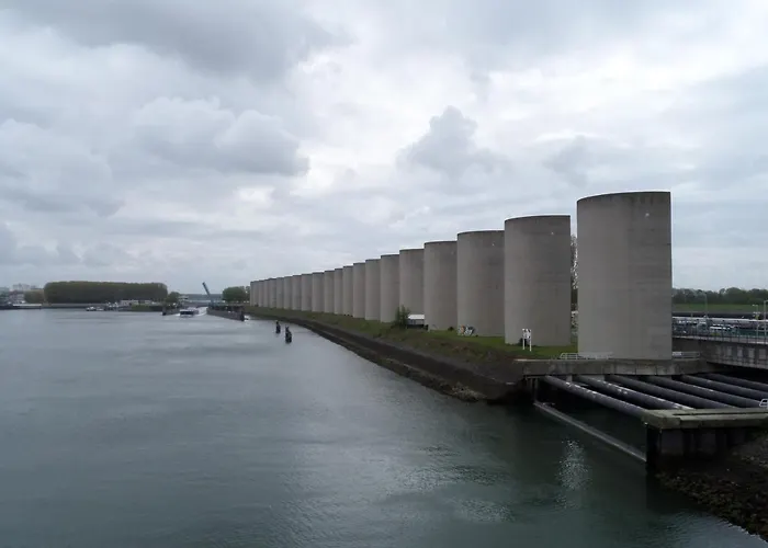 Hotel Rozenburg 3* Rozenburg