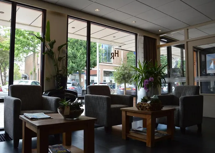 Hotel Rozenburg מלון Rozenburg